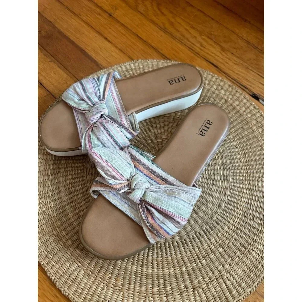 Ana Womenβs size 8.5 knot sandals